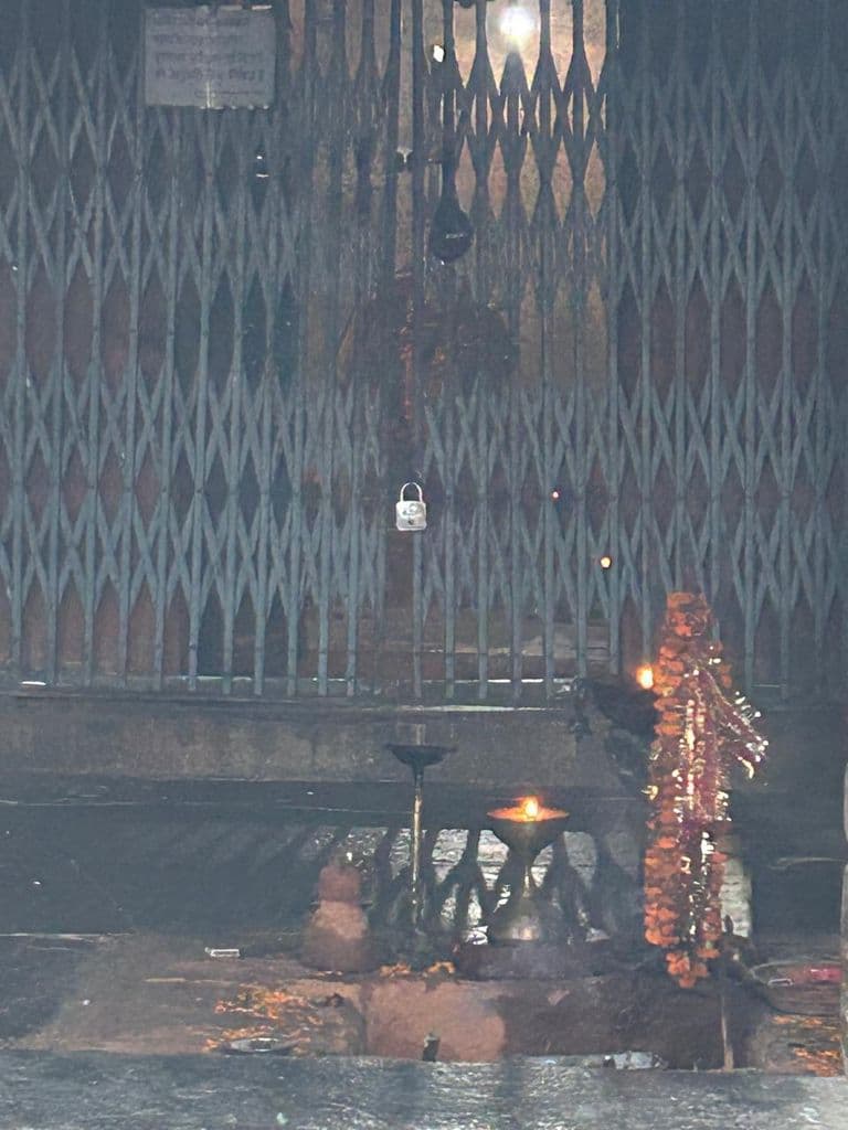 almora_katarmal_surya_mandir_15.jpg