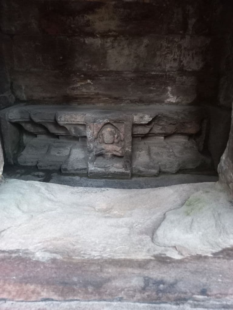 almora_katarmal_surya_mandir_16.jpg