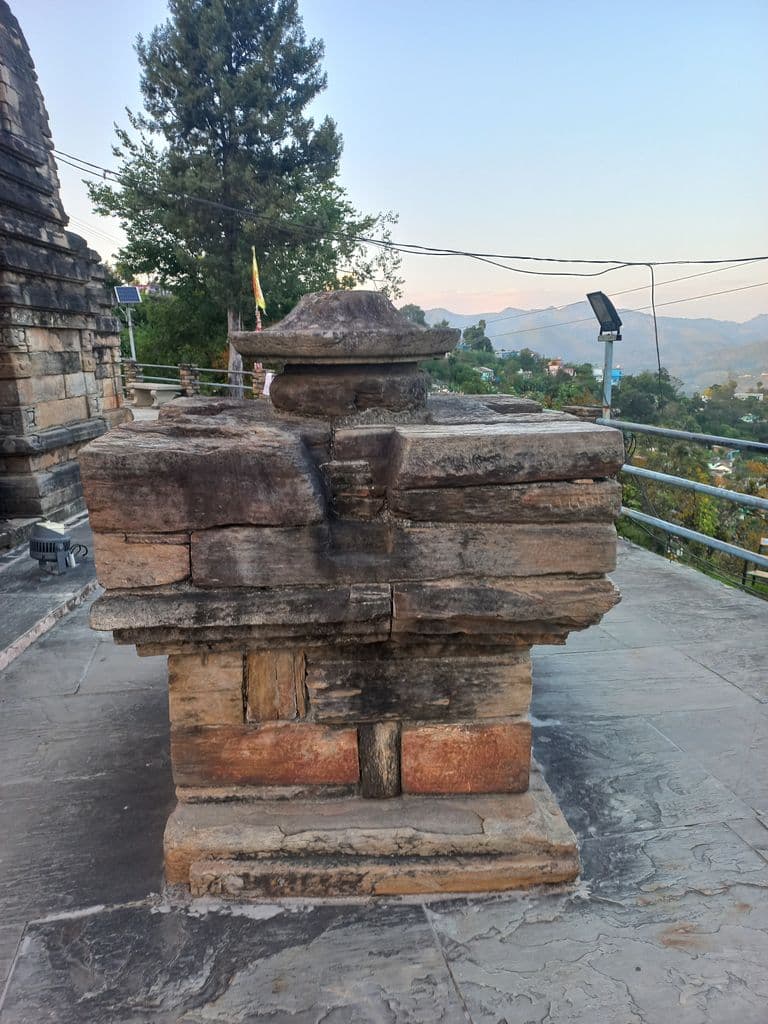almora_katarmal_surya_mandir_18.jpg