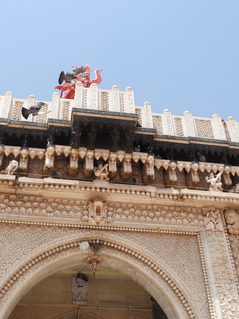 deshnak_karani_mata_mandir_8.jpg