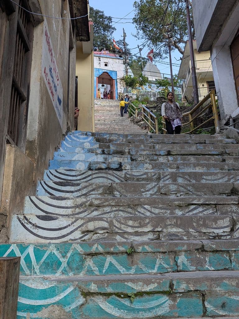 devprayag_raghunath_mandir_1.jpg
