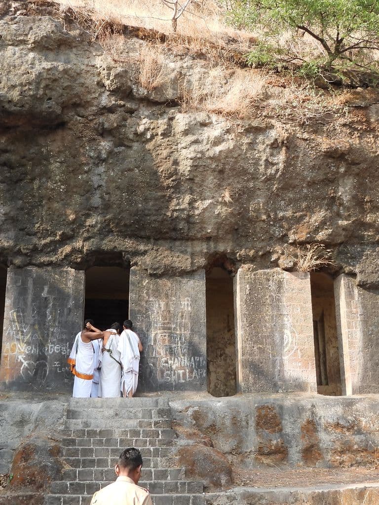 Dharashiv Caves