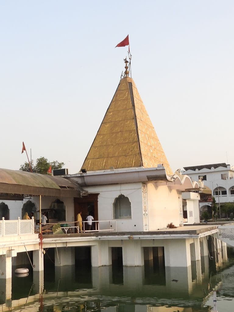 jalandhar_devi_talab_mandir_1.jpg