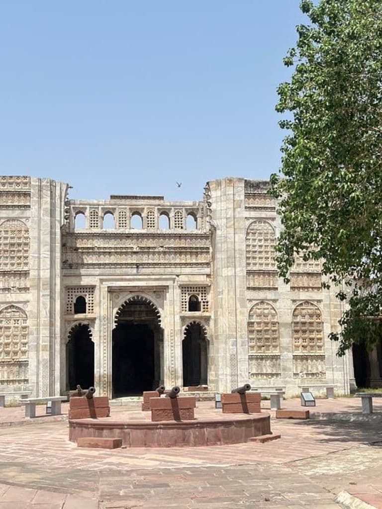 jalore_topkhana_bhojraj_paathashala_1.jpeg