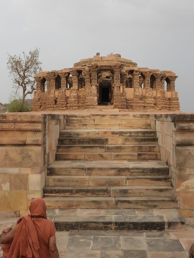 kiradu_shiva_temple_7.jpg