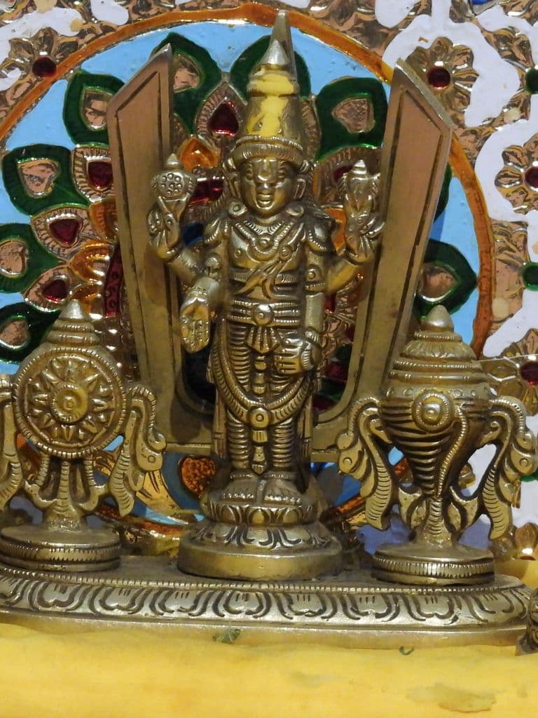 kodamadesar_dhuna_ashram_9.jpg