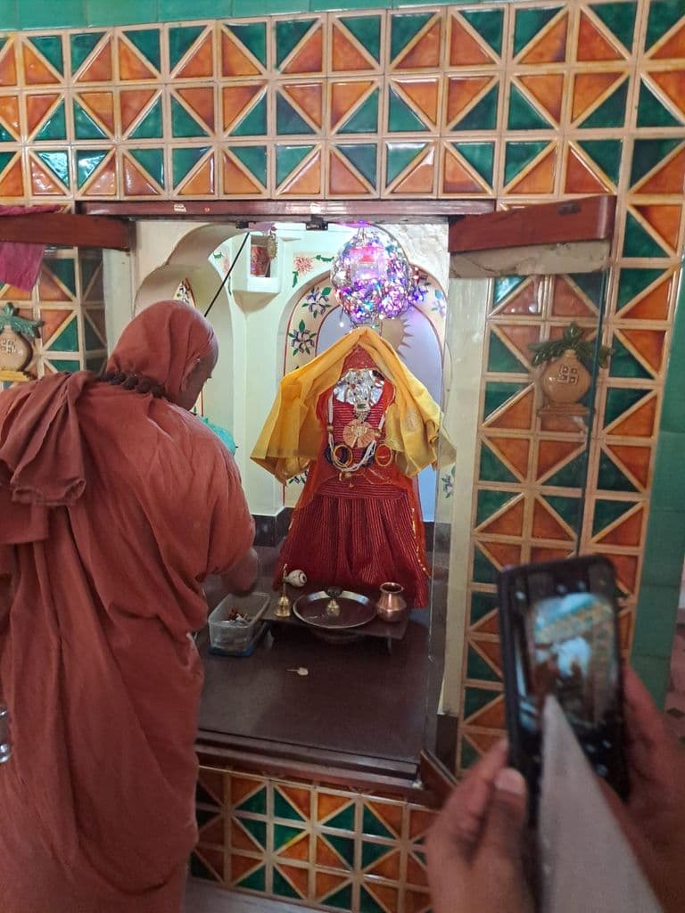 kodamadesar_mataji_mandir_10.jpeg