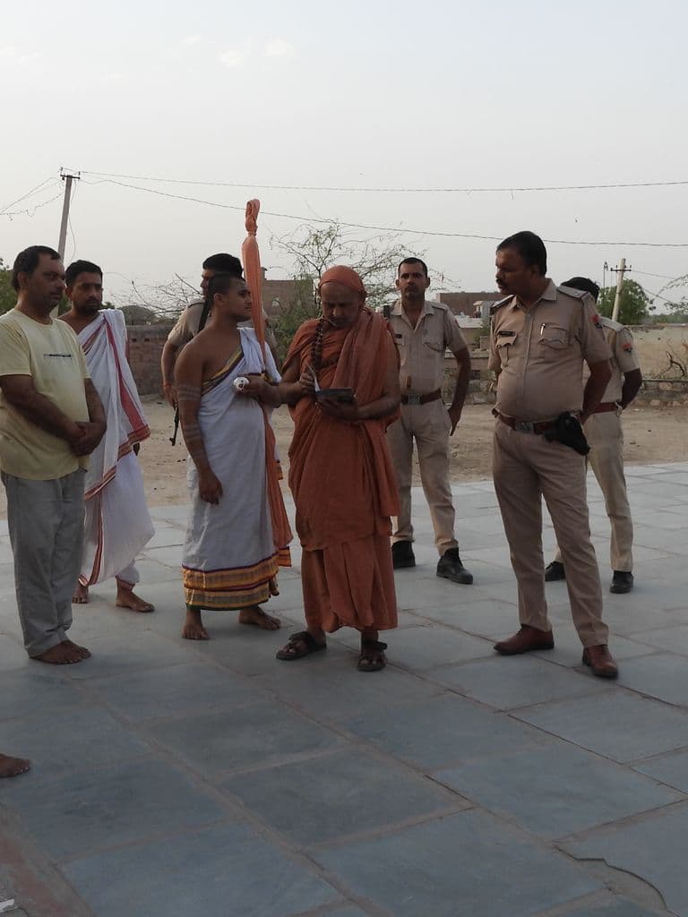kodamadesar_mataji_mandir_7.jpg