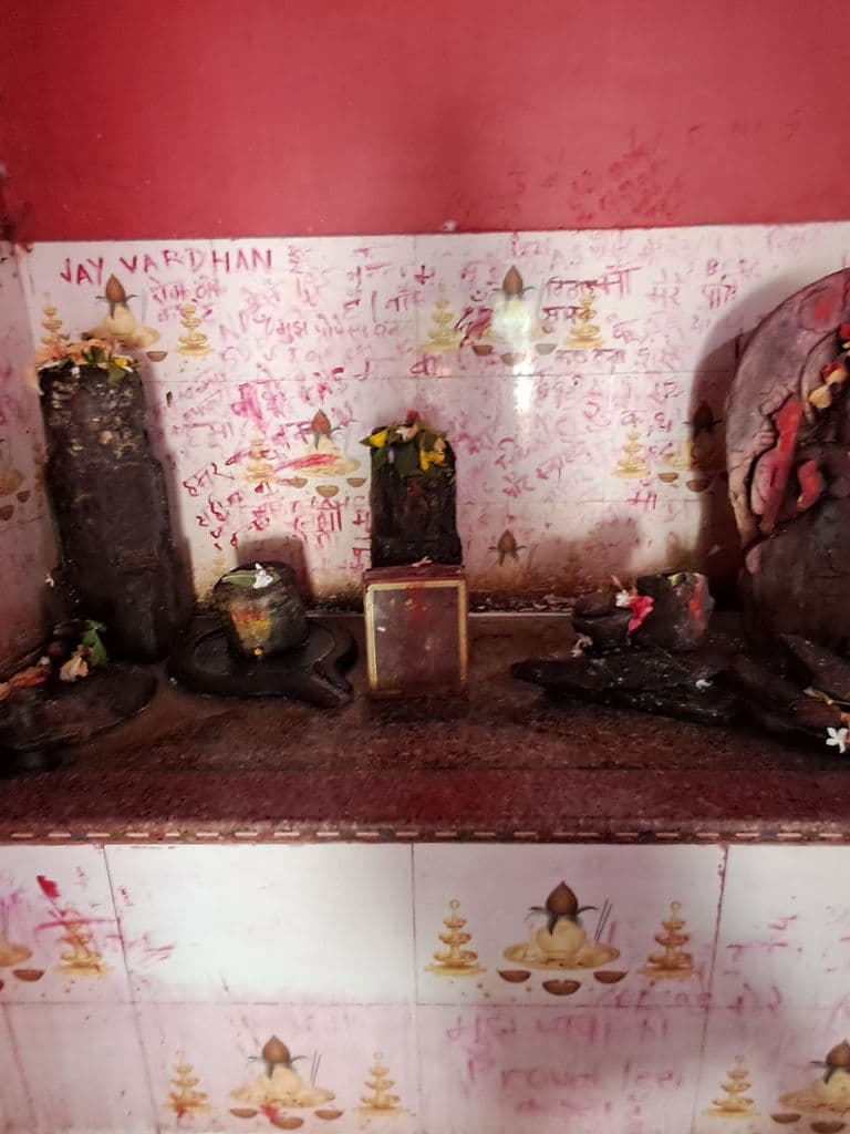 mahishmati-ugratara-mandir_9.jpg