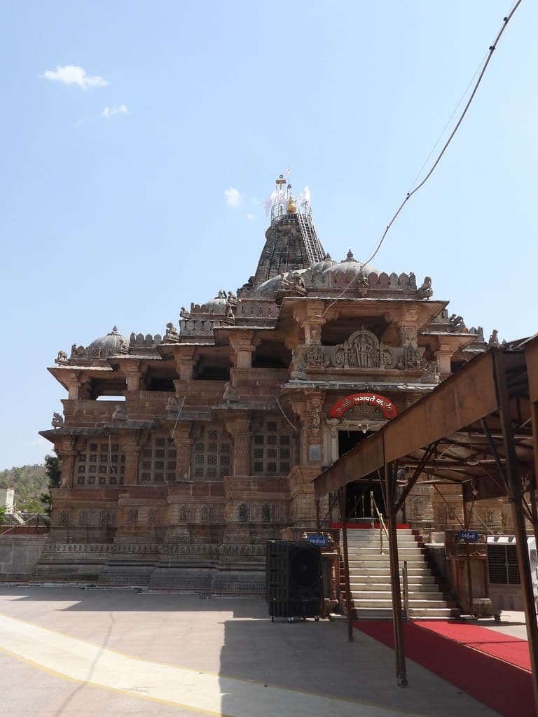 shamalaji_vishnu_mandir_11.jpg