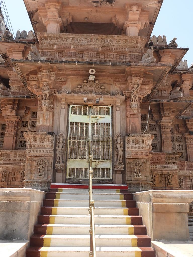 shamalaji_vishnu_mandir_5.jpg