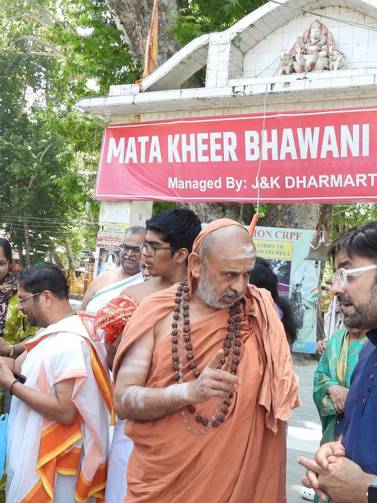 srinagar_kheer_bhawani_mandir_27.jpg