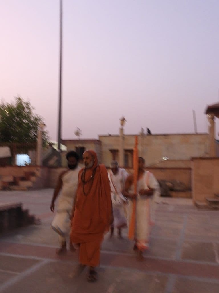 vadnagar_hatkeshwara_mandir_3.jpg