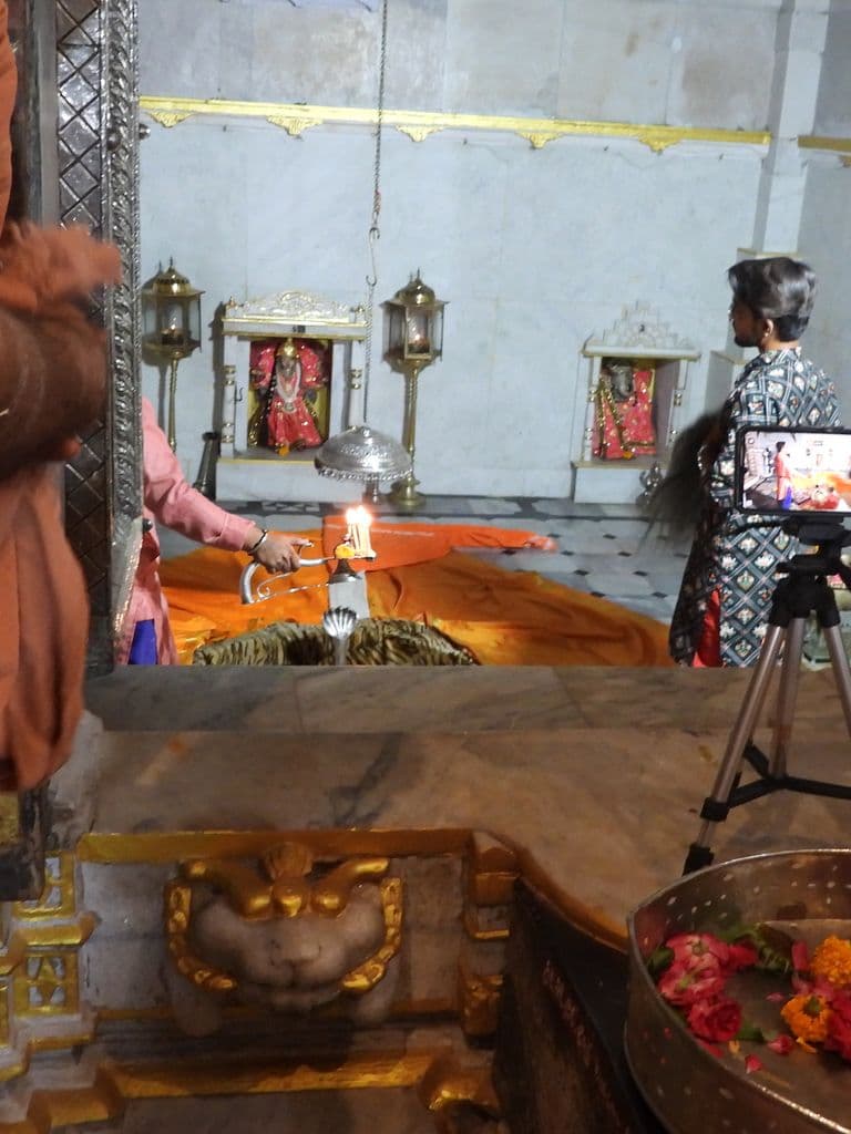 vadnagar_hatkeshwara_mandir_5.jpg