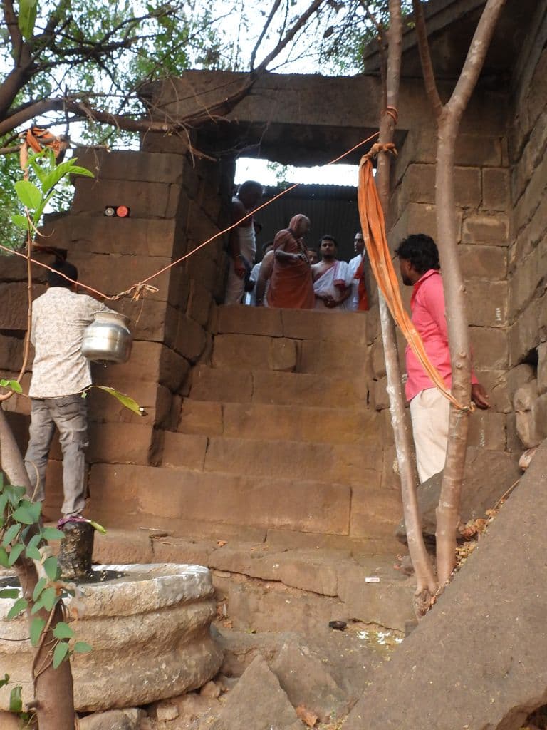 Shri Vakeshwar Mandir Rajuri