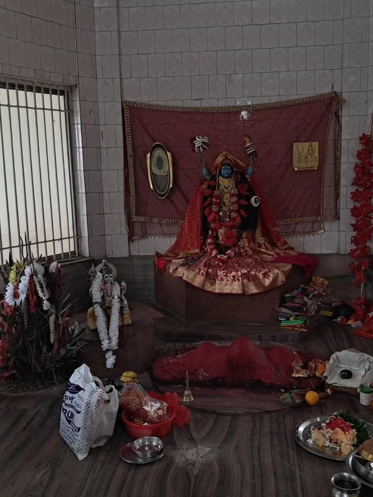 badarpur_kali_mandir_2.jpg