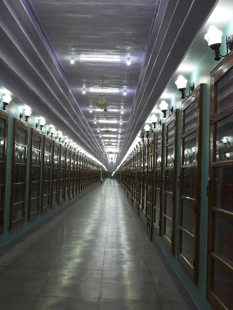 bhadriya_pustakalaya_3.jpg