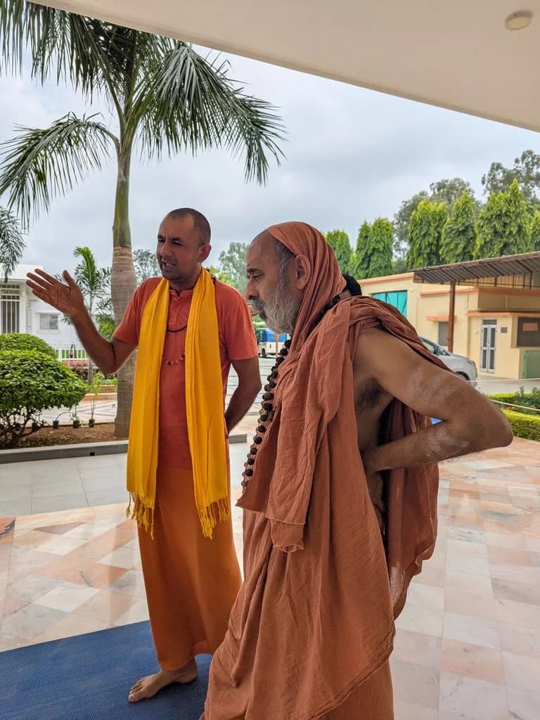 devghar_rikhia_ashram_6.jpg