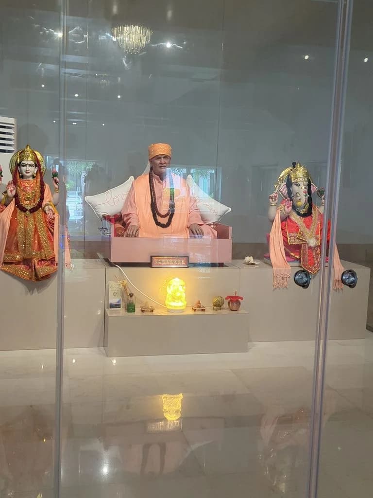devghar_rikhia_ashram_9.jpg