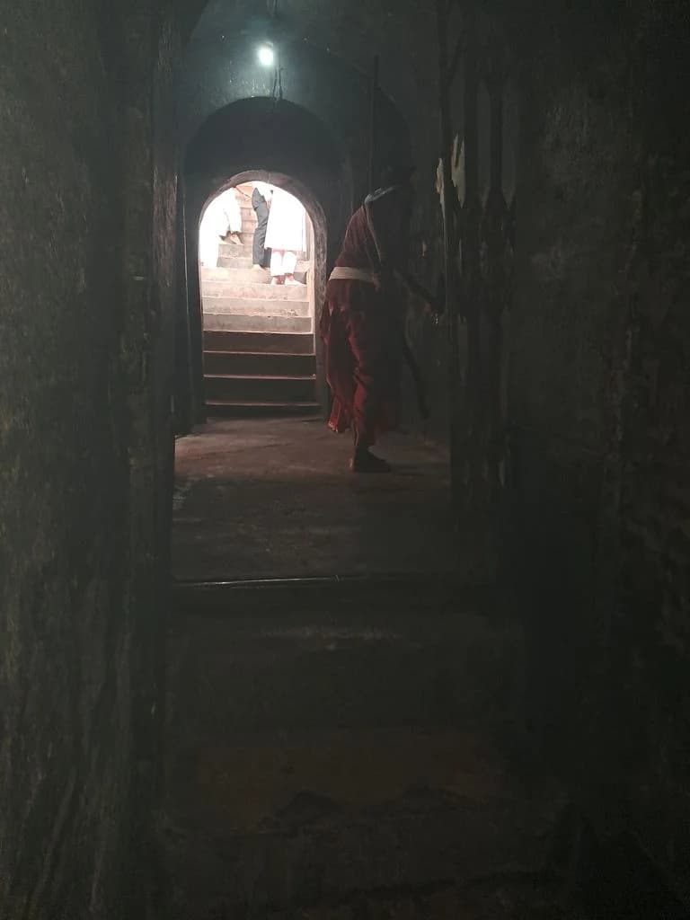 dirgeshwari_mandir_21.jpg
