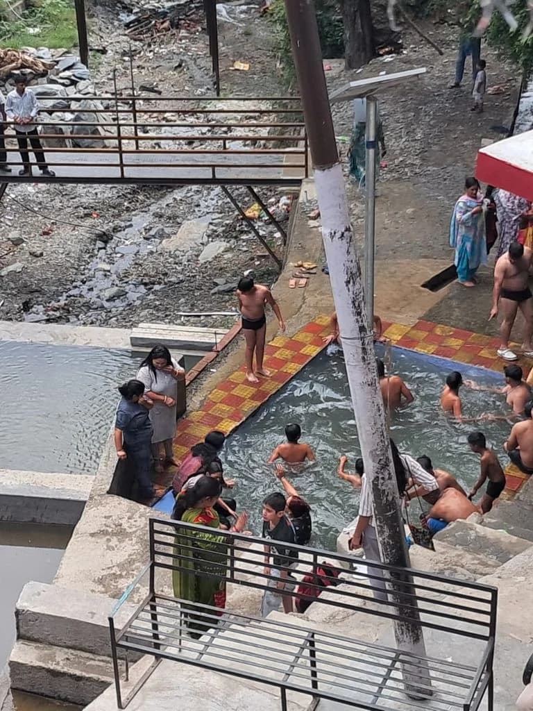gauri_kund_mandir_15.jpg
