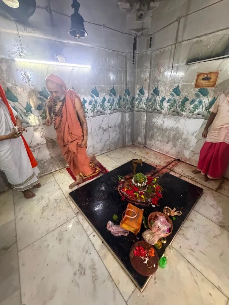 harilajori_shiva_temple_1.jpg