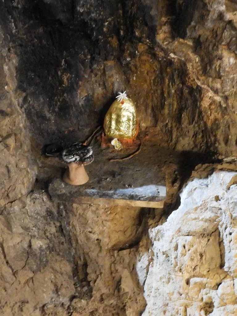 hinglaj_mata_gufa_mandir_3.jpg