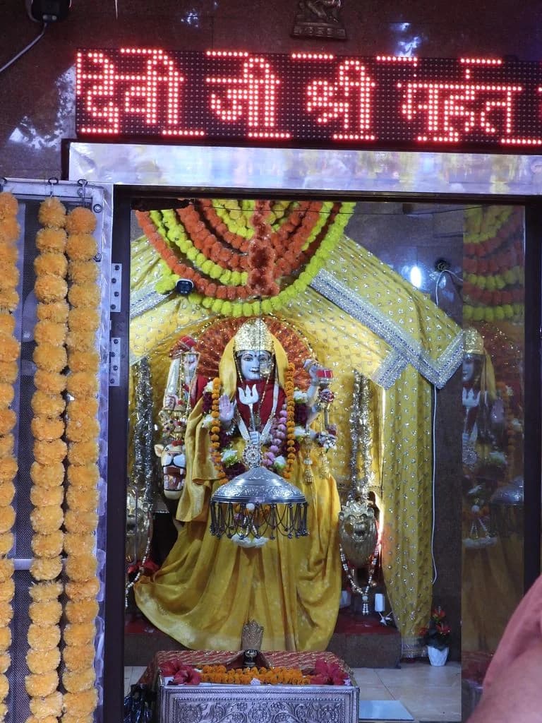 hoshiarpur_kamakshi_mandir_1.jpg
