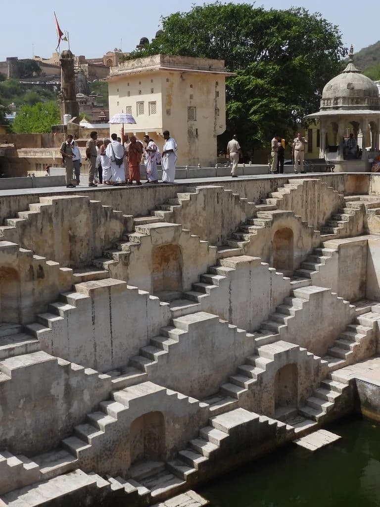 jaipur_panna_meena_kund_1.jpg
