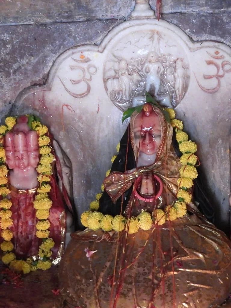 jaipur_shiv_mandir_3.jpg