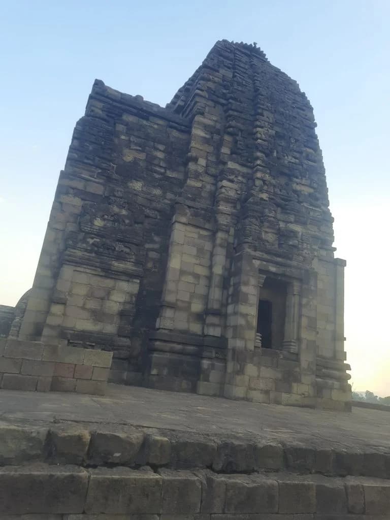 kiramchi_temples_13.jpg