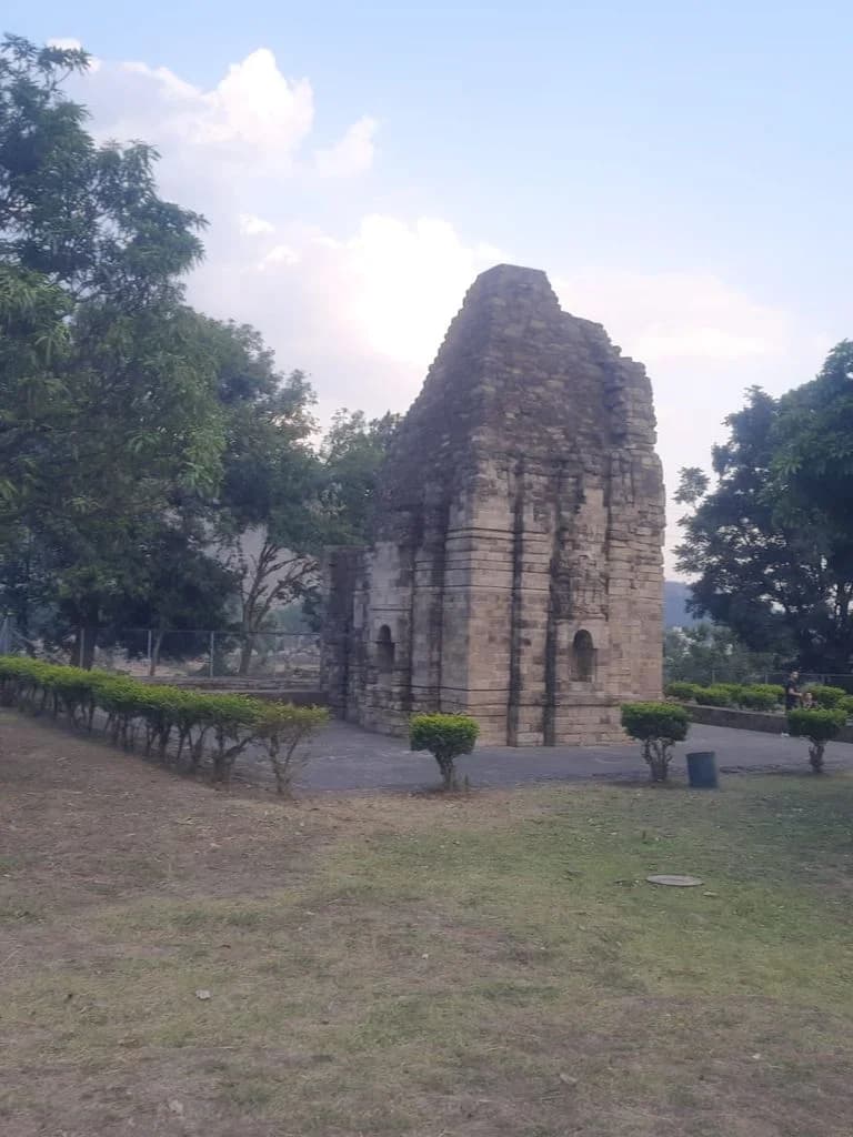 kiramchi_temples_2.jpg
