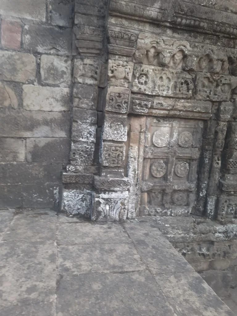 kiramchi_temples_23.jpg