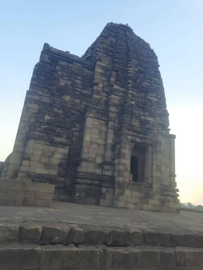 kiramchi_temples_3.jpg
