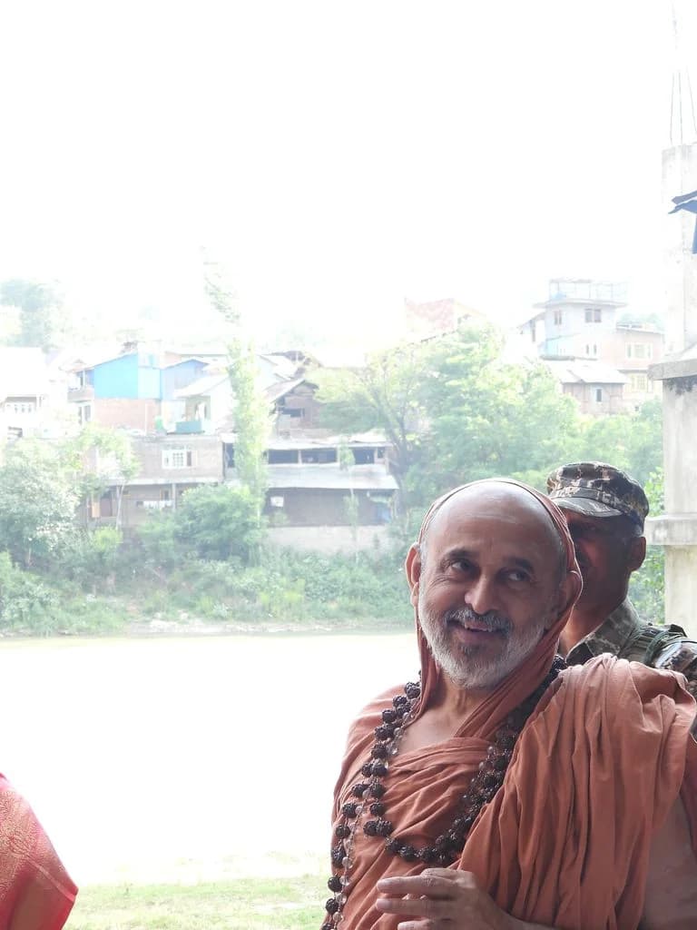 kotitirtha_shiva_linga_5.jpg