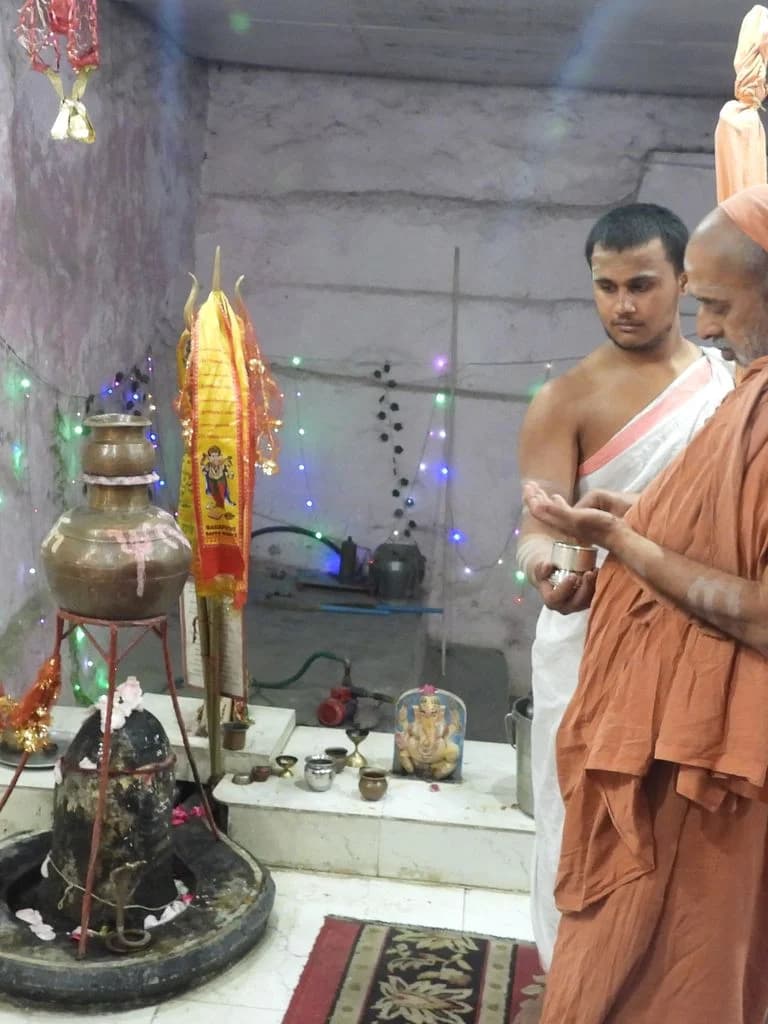 kotitirtha_shiva_temple_4.jpg