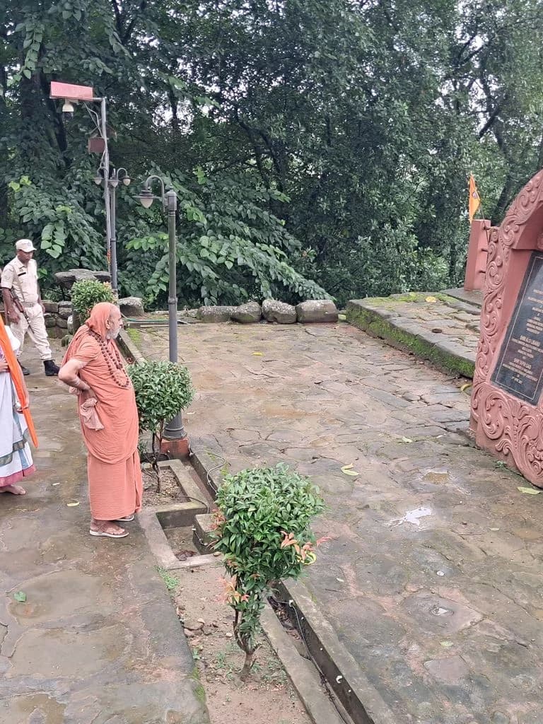 malinithan_mandir_3.jpg