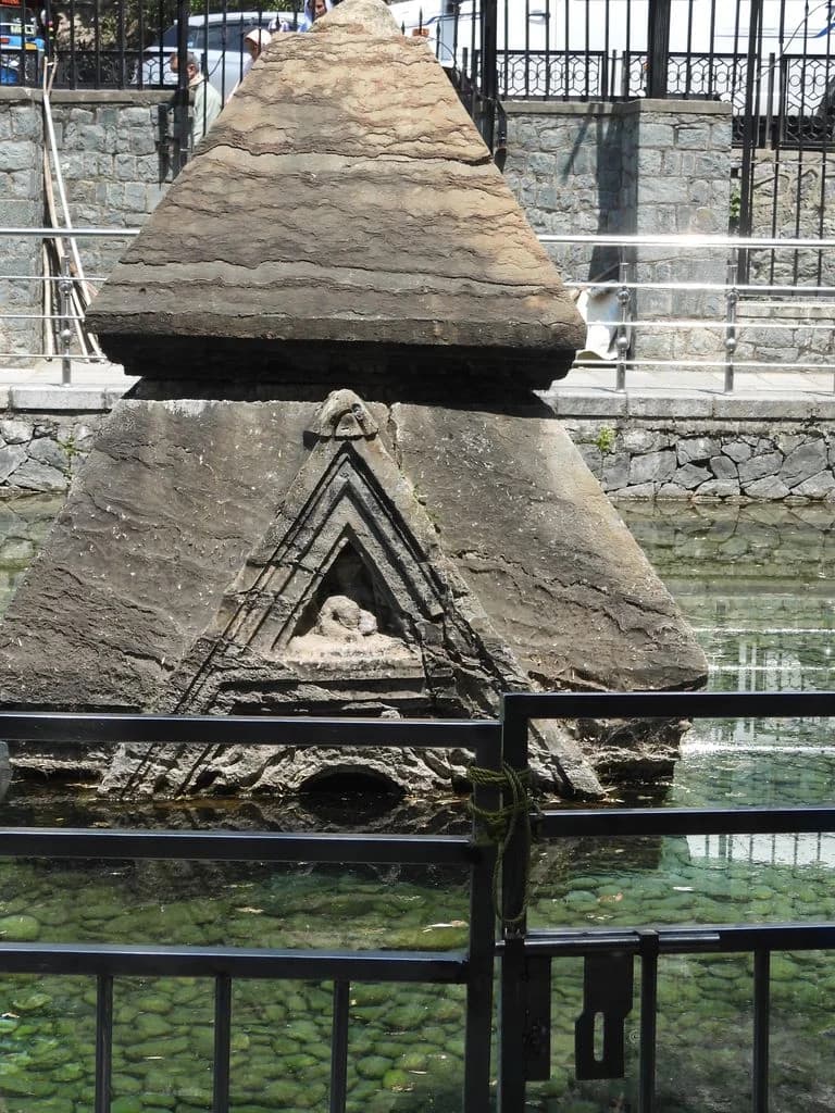 manasbal_shiva_mandir_5.jpg