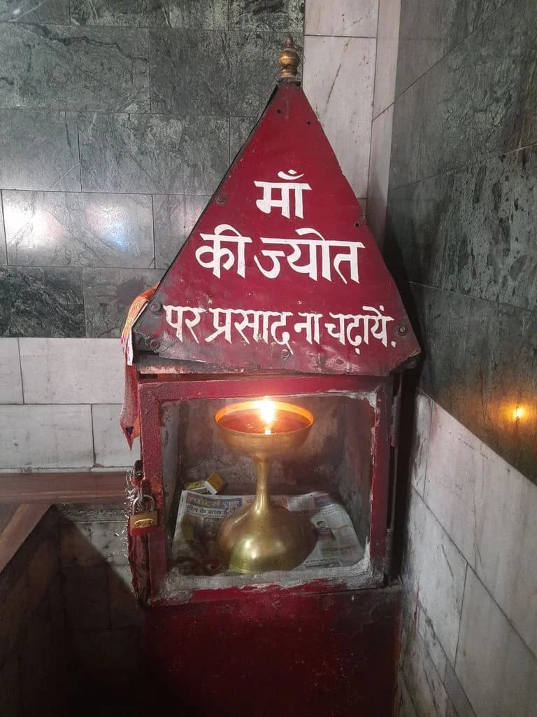 meerut_mansa_devi_mandir_19.jpg