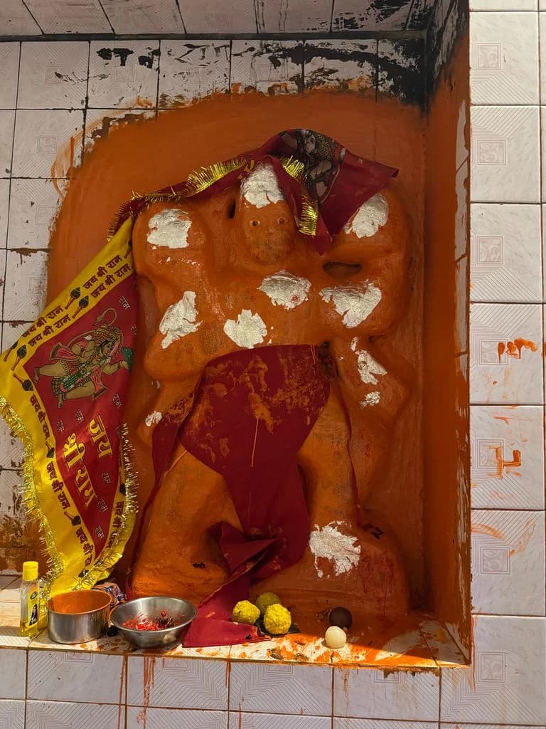 neeracha_hanuman_mandir_2.jpg