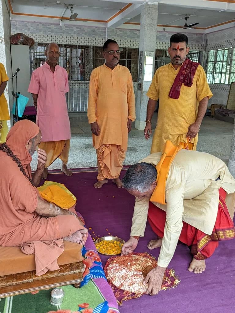 silkuri_baram_baba_mandir_15.jpg