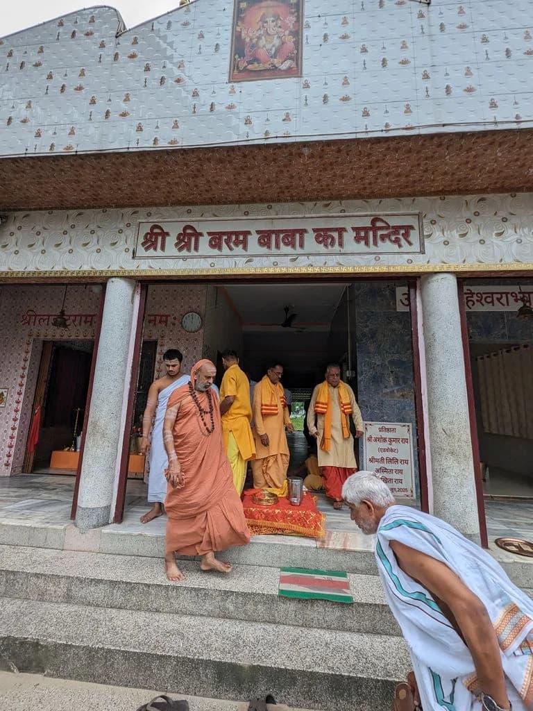 silkuri_baram_baba_mandir_16.jpg