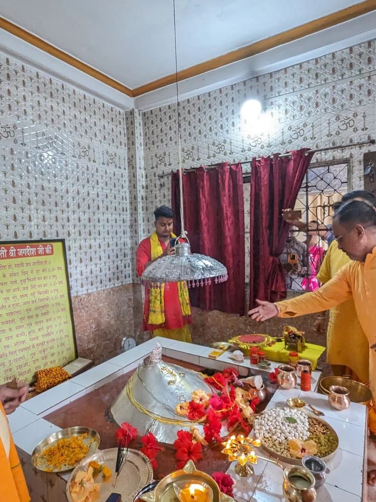 silkuri_baram_baba_mandir_2.jpg