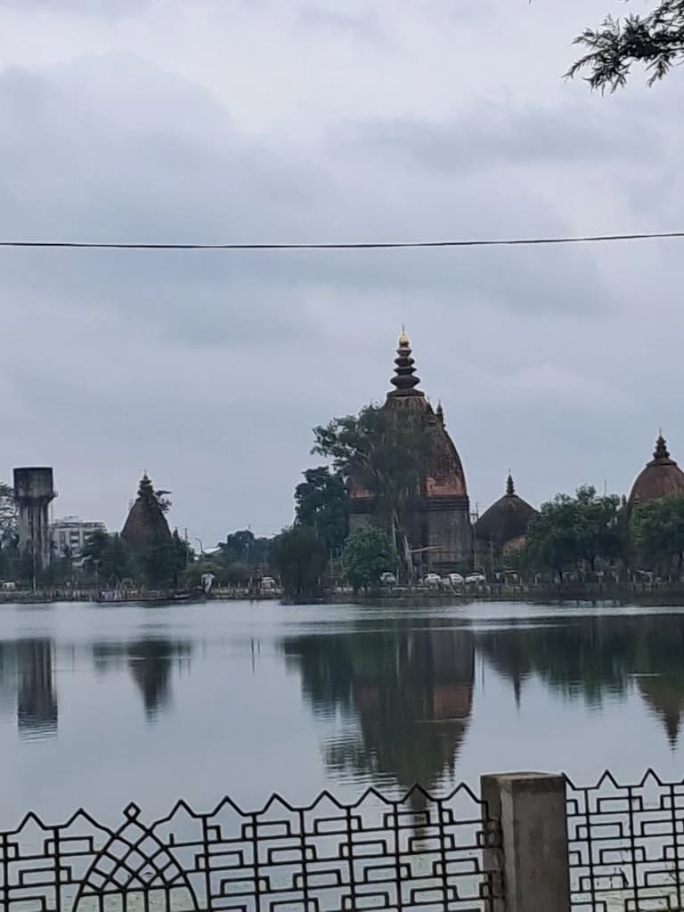 sivasagar_siva_dol_mandir_1.jpg