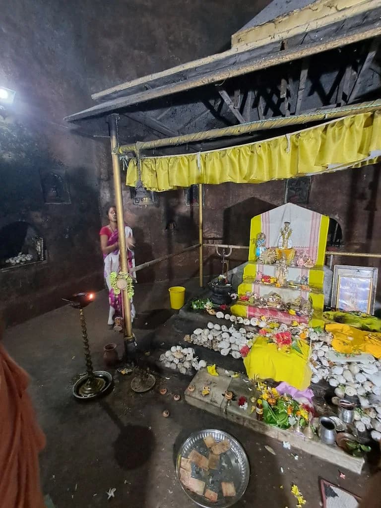 sivasagar_siva_dol_mandir_10.jpg