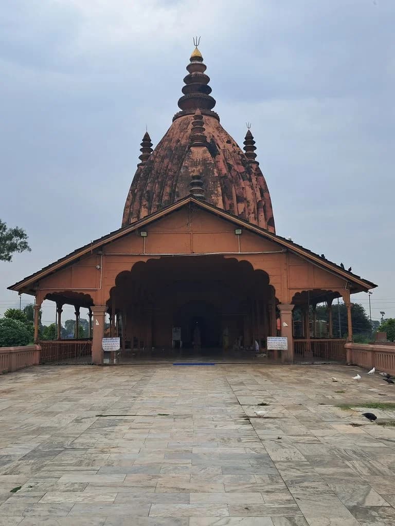 sivasagar_siva_dol_mandir_18.jpg