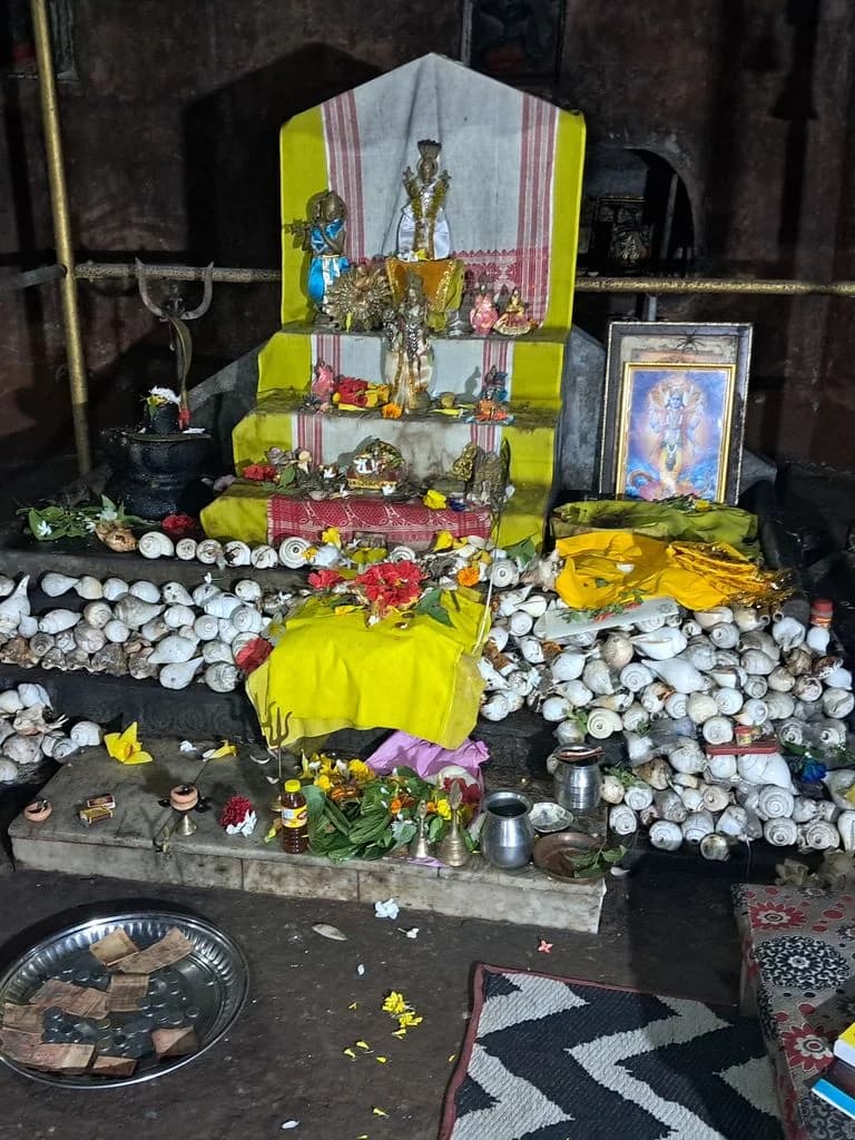 sivasagar_siva_dol_mandir_8.jpg