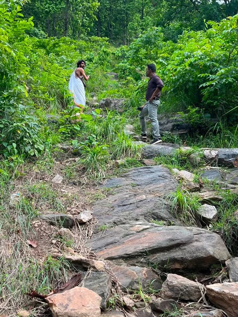 susunia_hill_temple_12.jpg