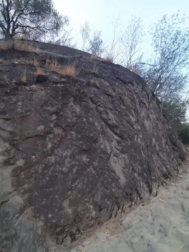 udhampur_pandava_caves_12.jpg