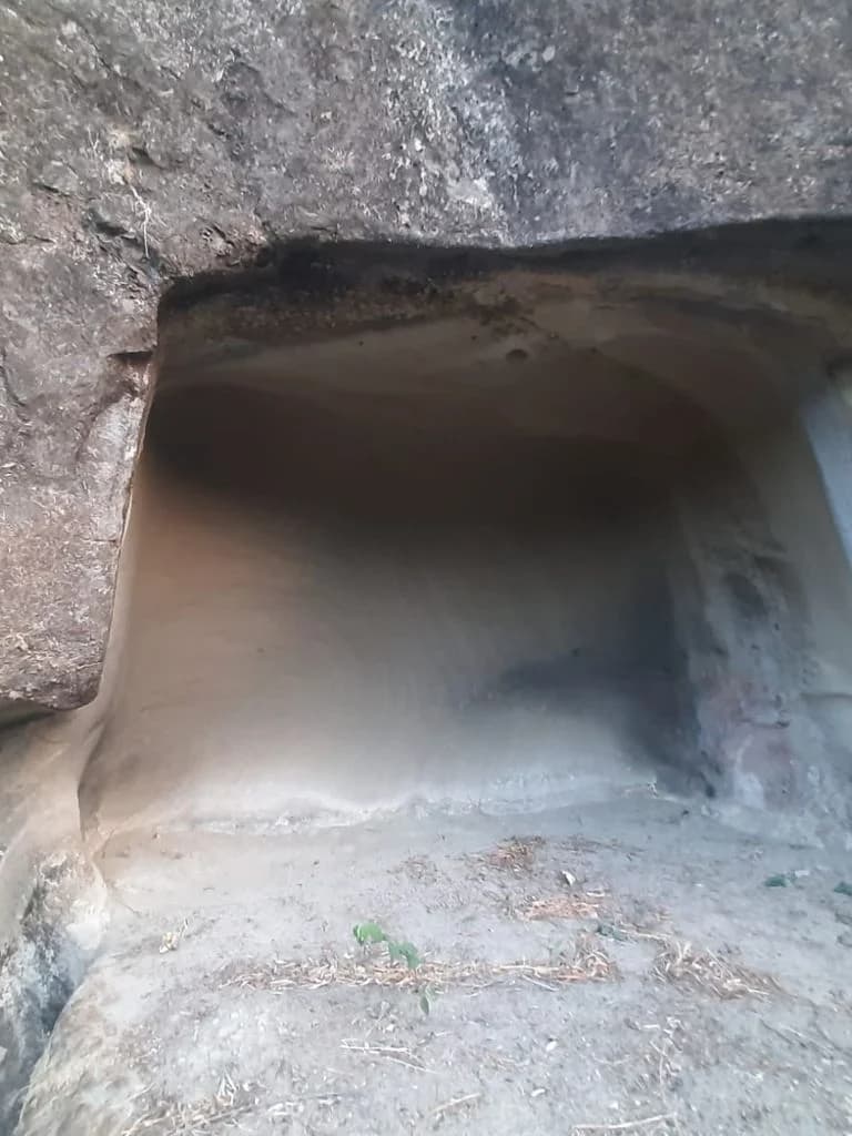 udhampur_pandava_caves_4.jpg